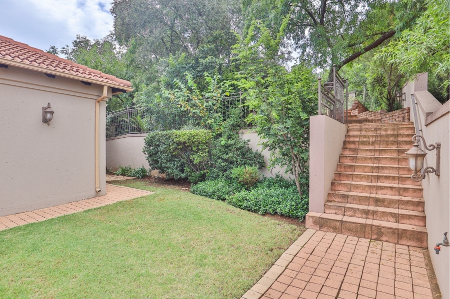 5 Bedroom Property for Sale in Xanadu Eco Park North West